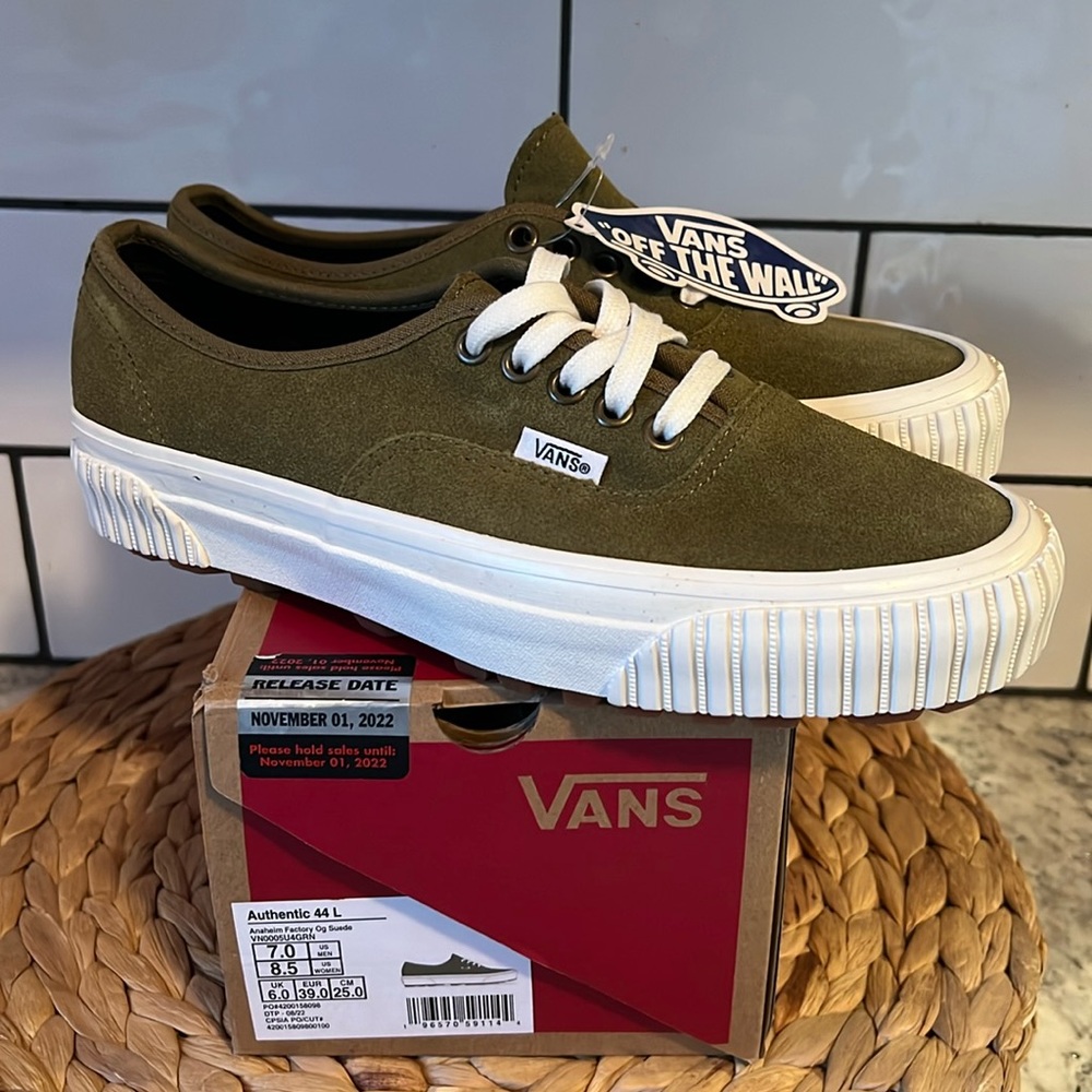 Vans Authentic 44 L Anaheim Factory OG Suede NIB 🖤